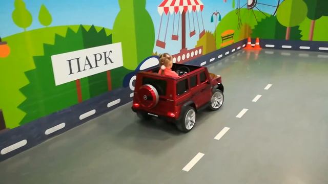 Арена авто-парк. Катаемся на Mercedes-Benz Geländewagen.