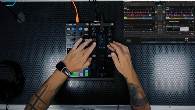 Review en Español Native Instruments Traktor Kontrol Z1 (Superbass Audio) смотреть онлайн