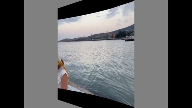 Олеся Тараненко и папа едут на поезде в Крым смотреть онлайн