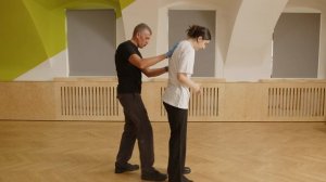 Первая помощь. УМК. Извлечение инородного тела из верхних дыхательных путей