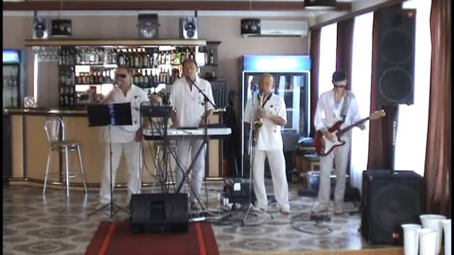 Гурт Зорява - Пелюстки любові смотреть онлайн