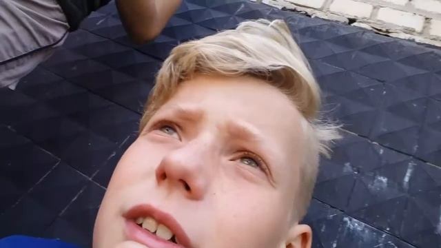 VLOG-:Обдолбыши смотреть онлайн