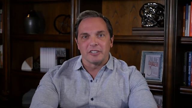 Cyber-Crime Is An International Issues - Dr Eric Cole’s Security Tips смотреть онлайн