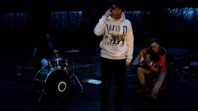 Не Такий & Kos - Божевільна смотреть онлайн