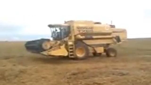 придурки на камбайнах смотреть онлайн