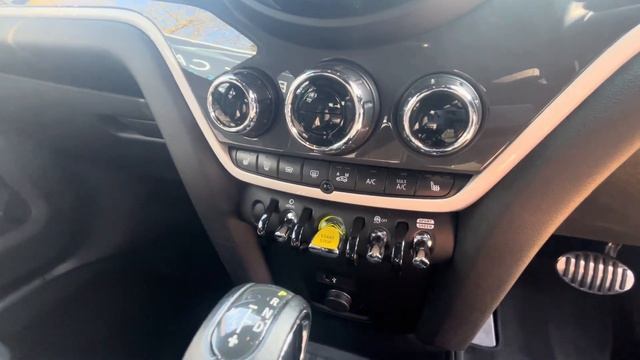 Mini Countryman 1.5 7.6kWh Cooper SE Sport ALL4 - WALK AROUND VIDEO | 4K смотреть онлайн