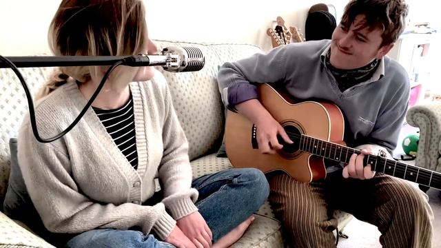 Landslide [Cover] LIVE LOUNGE OLI + PHI смотреть онлайн