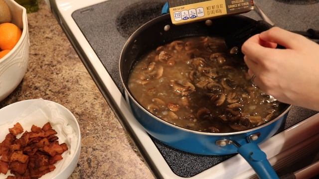 One Pot Wonder Recipe || Bacon Spinach Mushroom Pasta смотреть онлайн