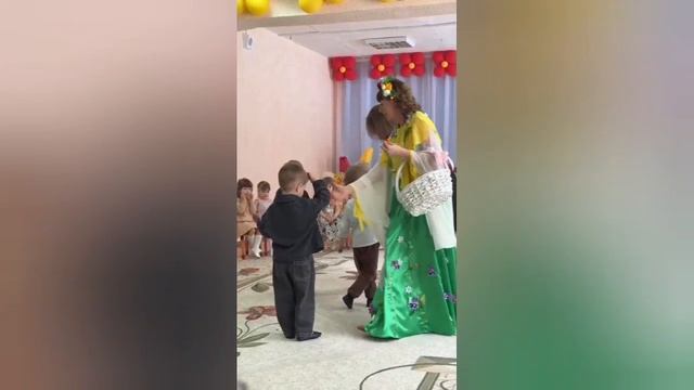 Утренник на 8 марта в детском саду смотреть онлайн