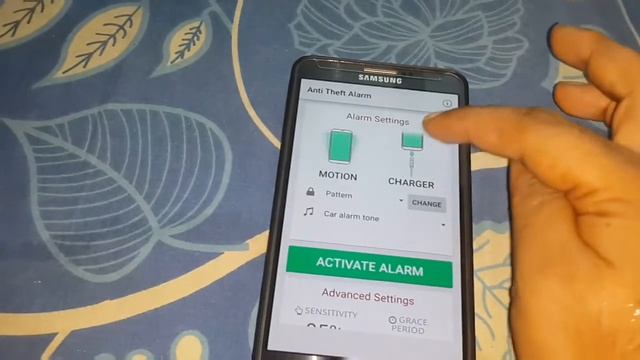 How to install Anti-Theft Alarm on Android & keep your phone safe from thieves. (Review in Bengali) смотреть онлайн