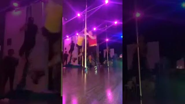 Exotic Pole Flow Choreo смотреть онлайн