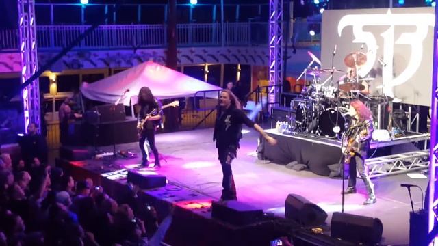 Sebastian Bach Monsters of rock shredders 2016 I Remember You смотреть онлайн