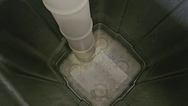 Как и когда засыпать таблетированную соль в солевой бак системы очистки воды смотреть онлайн