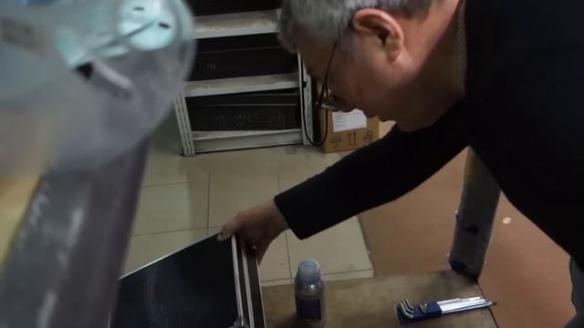 Новый способ восстановления визоров мотошлемов Blauer, Arai и Shoei с помощью химии и атомайзера смотреть онлайн