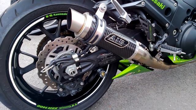 Kawasaki ZZR1400 Exhaust note смотреть онлайн