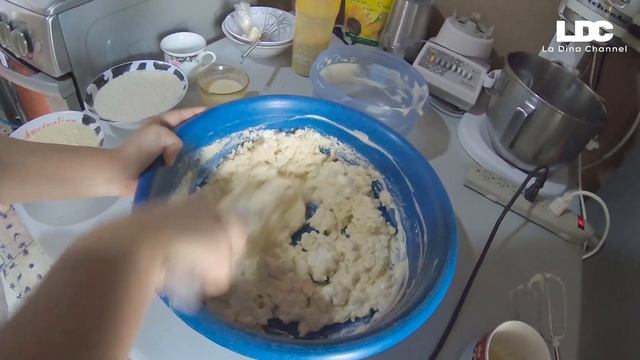 Quesadilla salvadoreña especial de queso petacones | pan dulce salvadoreño | LDC смотреть онлайн