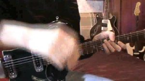 А река течёт-Любэ (как играть  на гитаре аккорды)