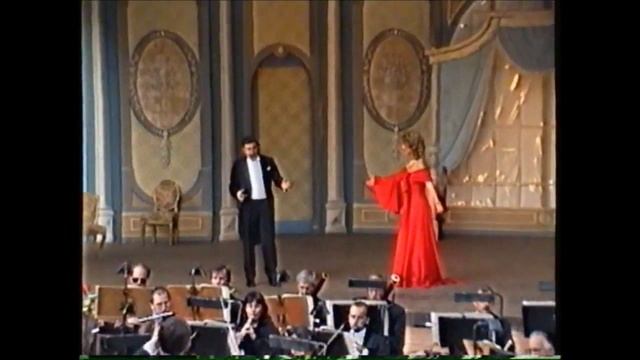 Mirano Cavaljeti -Das Land des Lächelns Operette Franz Lehar-Erster Ackt Finale