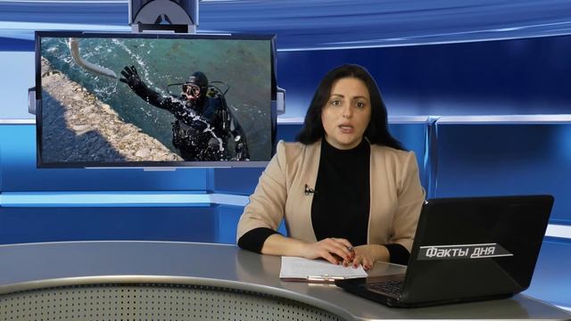 Водолазы очистили пляжи в Феодосии