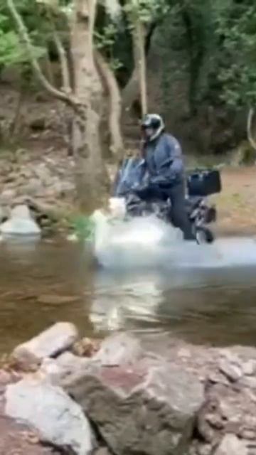 River crossing bmw 1200Gs adv #bmw1200gs #river #shorts #greece #you tube shorts смотреть онлайн