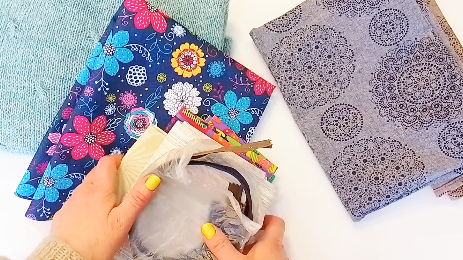 Довязала джемпер. Немного о шитье. смотреть онлайн