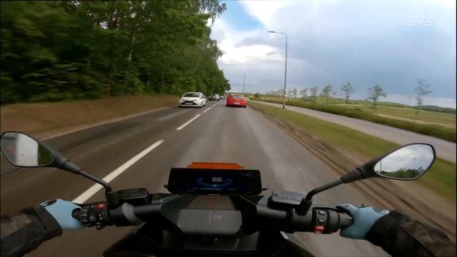 WALK AROUND | EV BMW CE04 | POV MOTO | RAW SOUND смотреть онлайн
