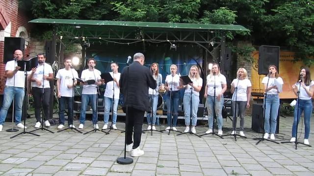 Джазовый A Cappella хор «Jazz Friends» п/у Владимира Сидорковича.