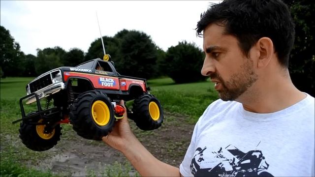 Tamiya Vintage Blackfoot - Model 58058 смотреть онлайн
