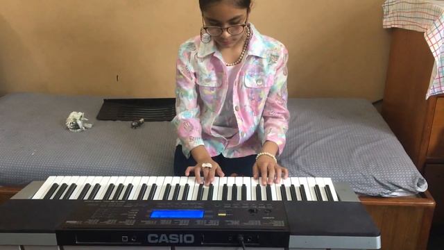Nishma trying out Beethoven's piano piece смотреть онлайн