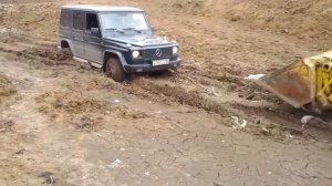 ГЕЛИК Застрял В Грязи. Трактор спасает.