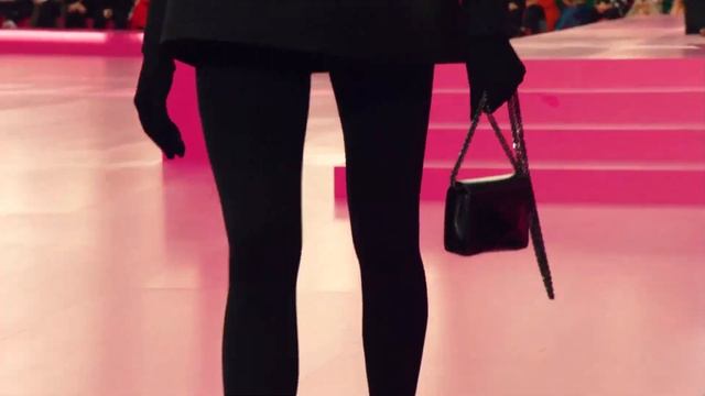 VALENTINO PINK Pret a Porter COLLECTION смотреть онлайн