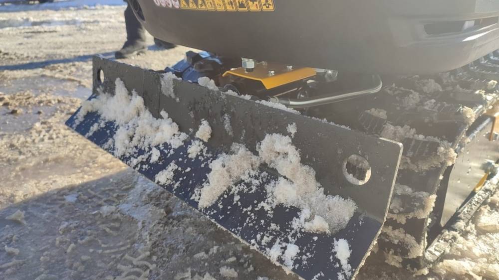 Отвал на мини экскаваторе 29575 , что с ним не так. смотреть онлайн