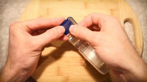 Как снять защиту от записи на SD карте. Простой ремонт SD карты.