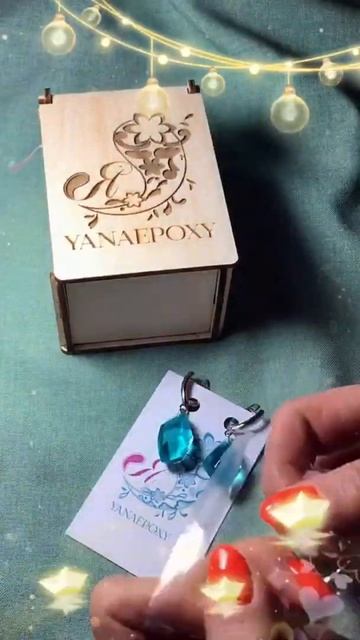 Упаковка украшений в новом формате. #yanaepoxy #упаковкаподарка смотреть онлайн