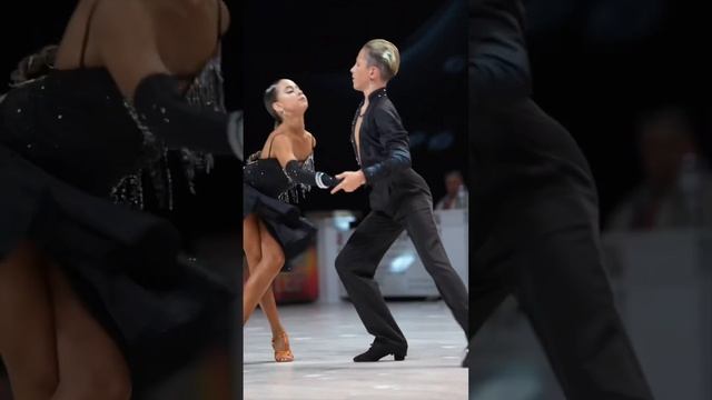 Amazing Rumba🔥❤️🥰😍🤗Karina and Artem💃🕺❤️❤️🥰😍 смотреть онлайн