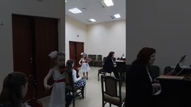 Снежик на классном концерте смотреть онлайн