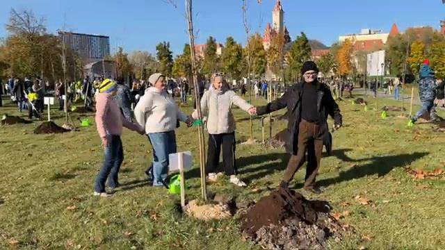 Мы создаем "Отцовский парк" смотреть онлайн