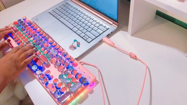 UNBOXING A CUTE & AESTHETIC KEYBOARD!!( Lipstick Typewriter Mechanical Gaming Keyboard) смотреть онлайн