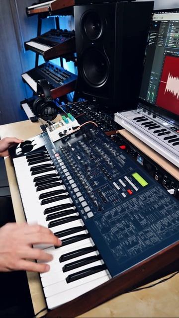 Korg MS2000 Lead solo смотреть онлайн