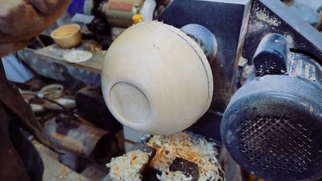 Maple firewood rescued! смотреть онлайн