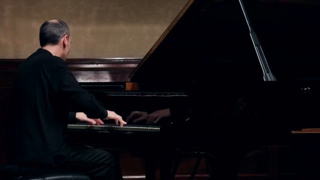 Rachmaninov Prelude in G minor Op. 23 No. 5 | Leon McCawley piano смотреть онлайн