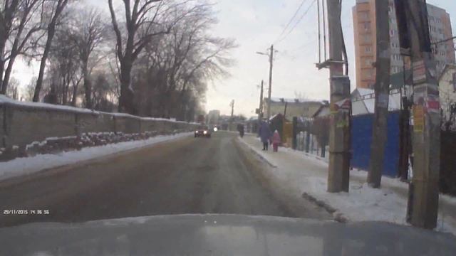 Блондинка за рулем. смотреть онлайн