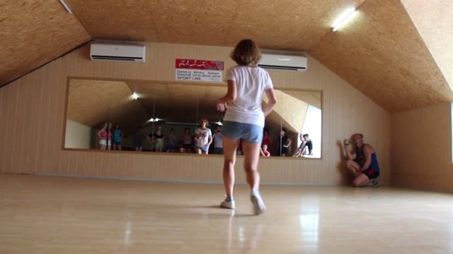 Salsa footwork - Puro Sabor - Полина Сухих смотреть онлайн