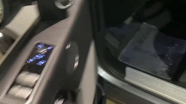 Extreme Sportscars-2020 LAND ROVER Range Rover P525 HSE смотреть онлайн