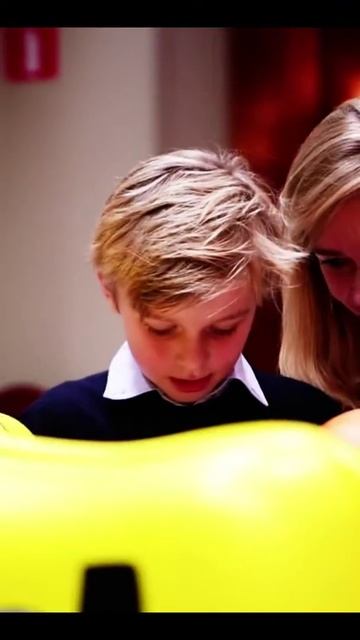Little Guest x Samsonite x Amigo INSTA SIZE смотреть онлайн