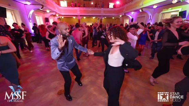 Julio Rojas & Wualexa Dayana Gonzalez - social dancing @ Magic Slovenian Salsa Festival 2024 смотреть онлайн