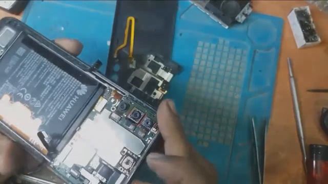 Huawei y9 Prime Water Damage Trying to dead smart phone How to fix смотреть онлайн