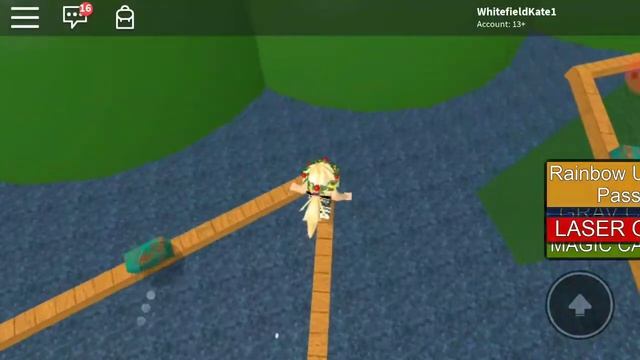 Играю в ROBLOX! Прыгаю по картошке фри?