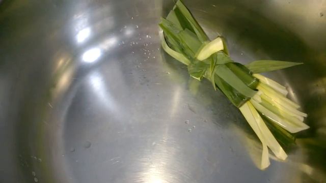 Cách nấu Sữa Đậu Đen Lá Dứa Thơm Ngon tại nhà - CKK смотреть онлайн