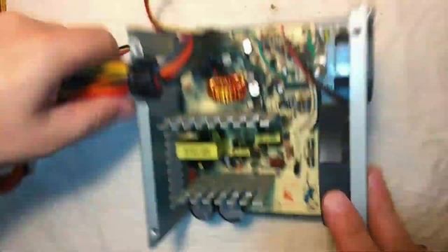 Jak zbudować ładowarkę samochodową i motocyklową z zasilaczem ATX PC? смотреть онлайн